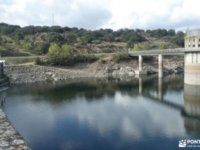 Pinar de Casasola-Embalse del Villar; parque natural de las batuecas años luz viajes catarata del ne